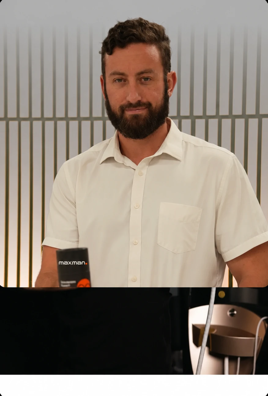 DR. KYLE GILLETT